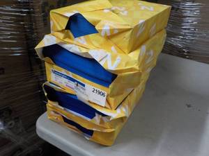 5 Reams 8.5 x 11 Blue Copy Paper...