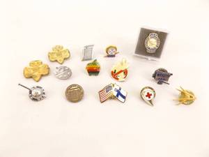 Lot of Vintage Apple Computers, Ghostbusters, etc. Pins