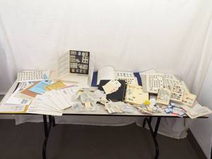 Large Lot of US and Foreign Stamps