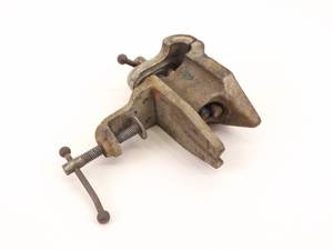 Vintage Small Anvil Vise