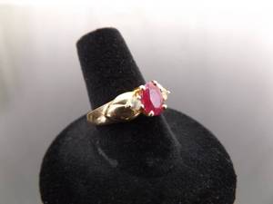 14k Yellow Gold Oval Cut Ruby Ring Size 8