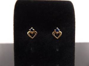 14k Yellow Gold Sapphire Heart Post Earrings