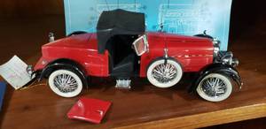 lot 63 image: 1928 Stutz Black Hawk Boattail Speedster Franklin Mint