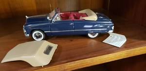 lot 66 image: 1949 Ford Custom Convertible Franklin Mint