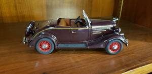 lot 68 image: 1935 Chevrolet Standard Sports Roadster Danbury Mint