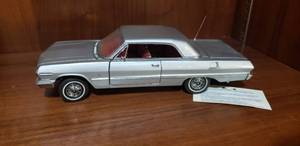 lot 80 image: 1963 Impala SS 409 Franklin Mint