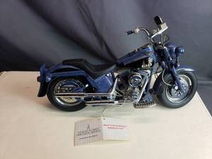 lot 94 image: Harley-Davidson Blues Missile by Franklin Mint