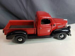 lot 96 image: 1941 Dodge Pickup Danbury Mint