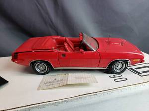 lot 97 image: 1970 Plymouth Hemicuda Franklin Mint