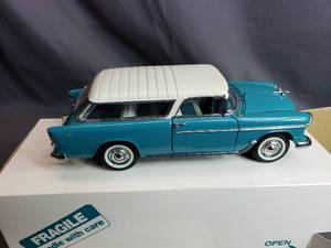 lot 102 image: 1955 Chevrolet Nomad Danbury Mint