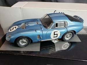 lot 127 image: exoto Racing Legends Cobra Daytona Coupe 118