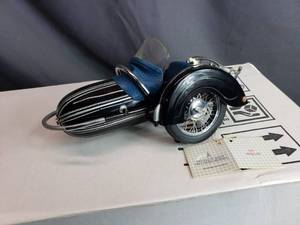 lot 132 image: 1957 Sidecar Franklin Mint