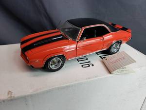 lot 140 image: 1969 Chevrolet Camaro Z-28 Franklin Mint