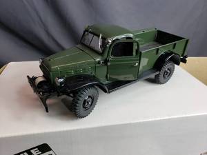 lot 141 image: 1946 Dodge Power Wagon Danbury Mint