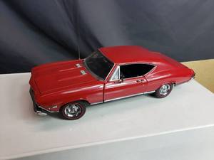 lot 146 image: 1968 Chevrolet Chevelle SS-396 Danbury Mint