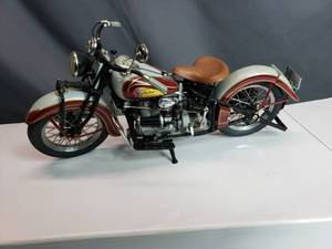 lot 151 image: 1938 Indian Four Motorcycle Danbury Mint
