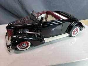 lot 152 image: 1936 Ford Hot Rod Danbury Mint