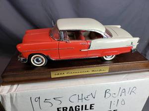 lot 163 image: 1955 Chevrolet Bel Air 110 Scale Danbury Mint