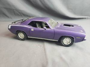 lot 197 image: 1970 Cuda by Ertl