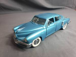 lot 205 image: 1948 Tucker Franklin Mint