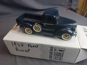 lot 219 image: 1938 Ford Pickup Danbury Mint