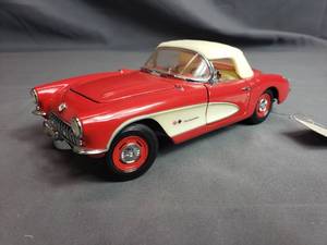 lot 225 image: 1957 Chevrolet Corvette Franklin Mint
