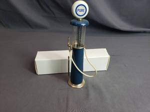 lot 271 image: Pure Replica Pump