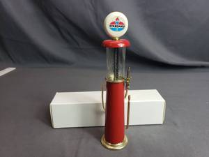 lot 273 image: Standard Replica Pump