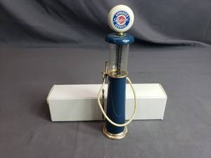 lot 278 image: Packard Replica Pump