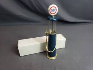 lot 284 image: Esso Replica Pump