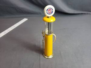 lot 289 image: Buick Replica Pump