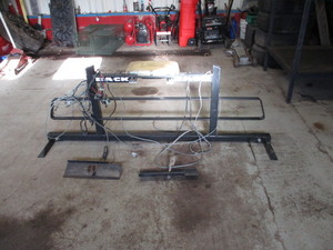 lot 124 image: Back Rack Truck Headache Rack