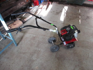 lot 126 image: Earthquake Tiller