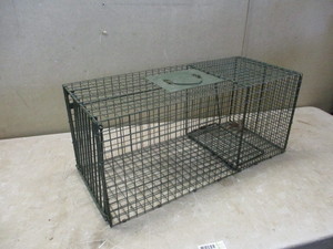 lot 127 image: Medium sized live trap- like new