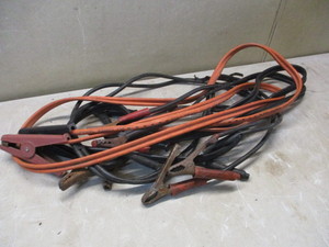 lot 28 image: 3 sets of jumper cables