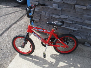 lot 66 image: Next Rocket