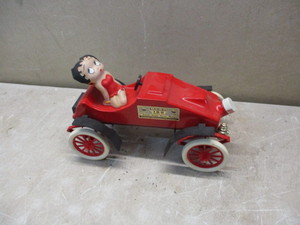 lot 98 image: Jim Beam Betty Boop Car Decanter