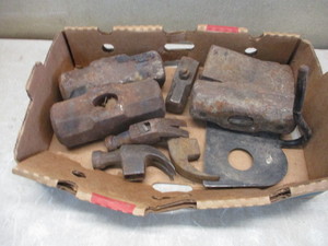 lot 111 image: Sledge, ax, maul, hammer heads