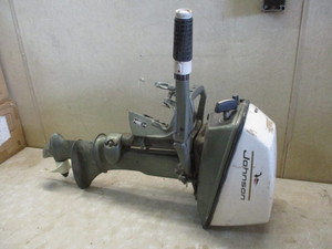 lot 115 image: Johnson 6 HP Outboard Motor