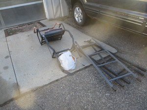 lot 121 image: Ladder Deer Stand