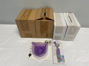 4 BOXES OF FOOD DECORATING TOOLS