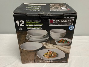 DENMARK TOOLS FOR COOKS 12 PIECE DINNERWARE SET