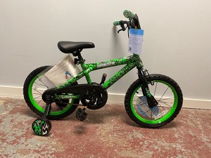 DYNACRAFT 16 INVADER BIKE GREEN AND BLACK WITH TRAINING WHEELS