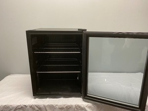 WHIRLPOOL MINI REFRIGERATOR