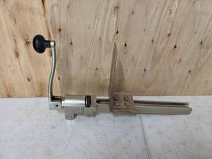 lot 361 image: Edlund Manual Can Opener with Adjustable Plated Steel Base