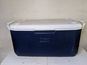lot 442 image: Coleman Cooler with Valve Attachment