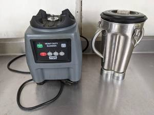 lot 354 image: Waring Commercial CB15 Ultra Heavy Duty 3.75 HP Blender