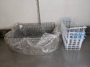 lot 443 image: Choice Brand Wire Display Baskets