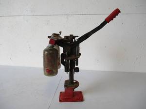 lot 8 image: Mayville Engineering Company Gauge Hunting Gun Reloading Press.