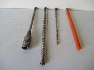 lot 10 image: Lot of 3 Masonry Bits